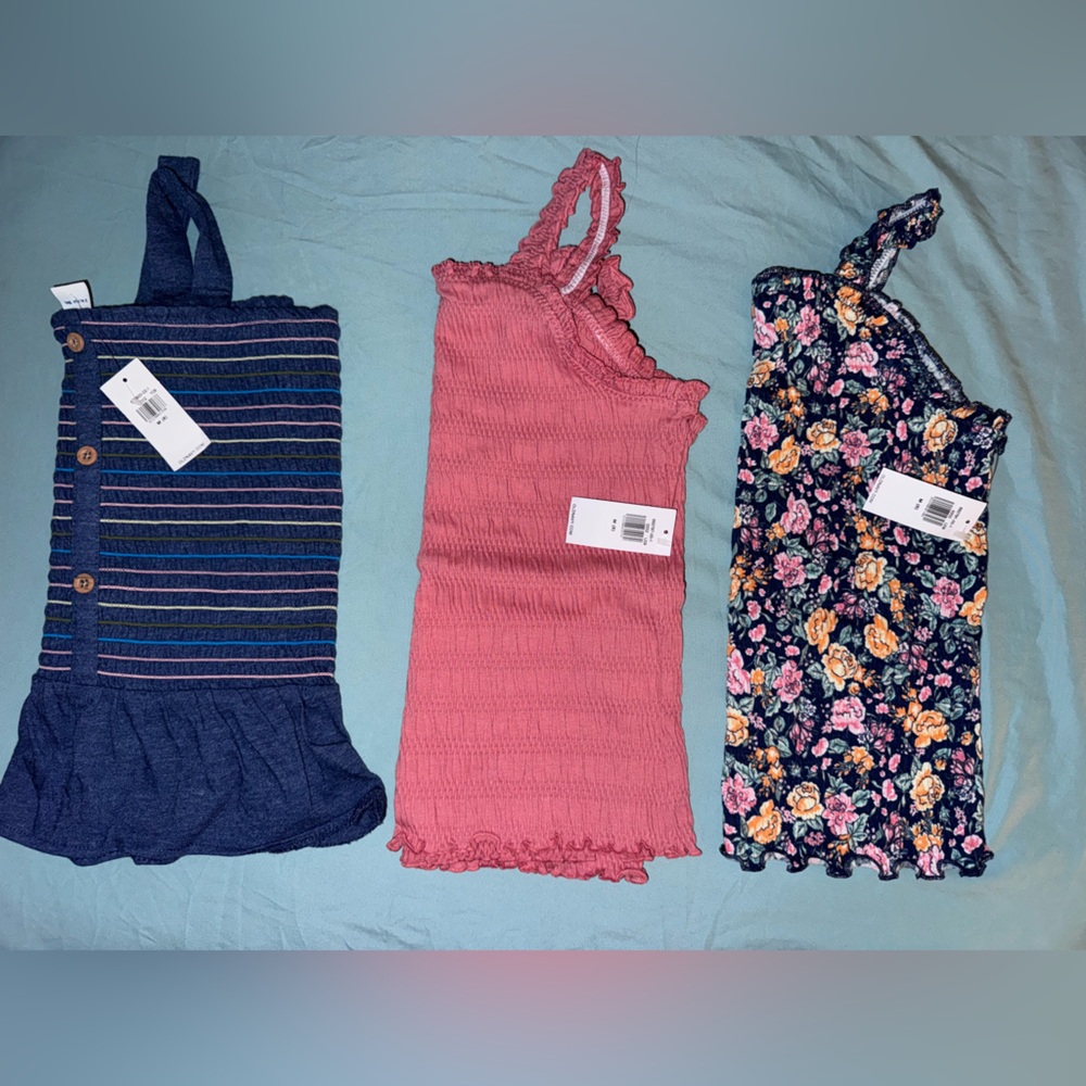 Oldnavy Girl smoked top bundle size M(8)